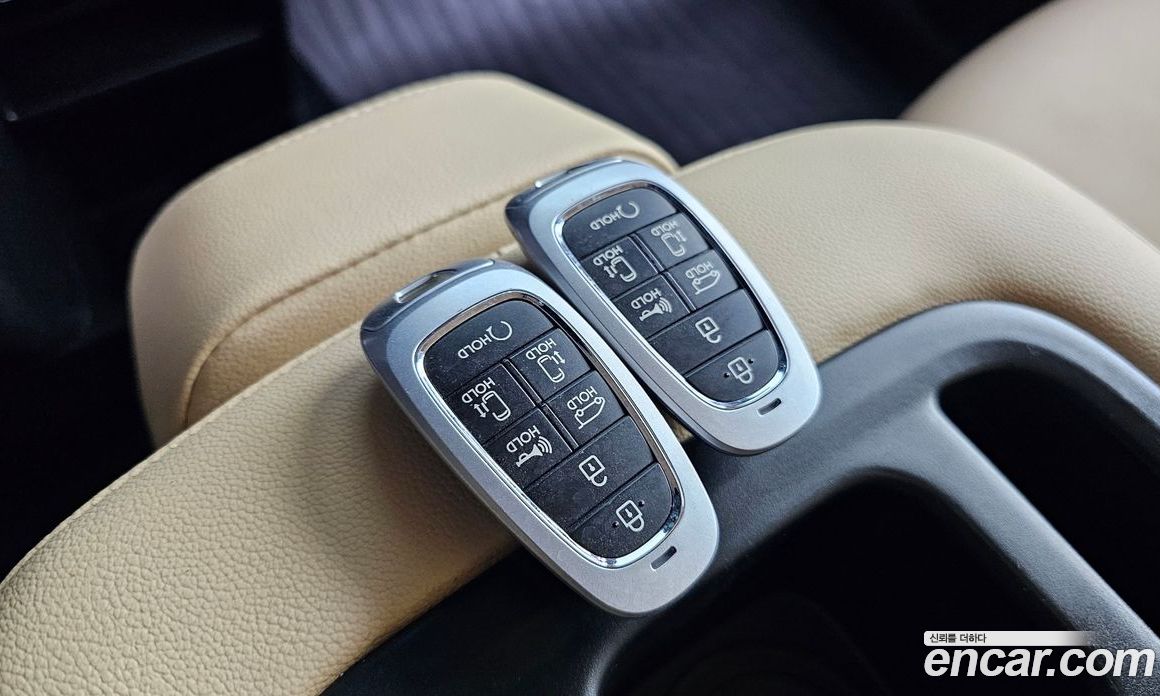 Hyundai Staria фото 31