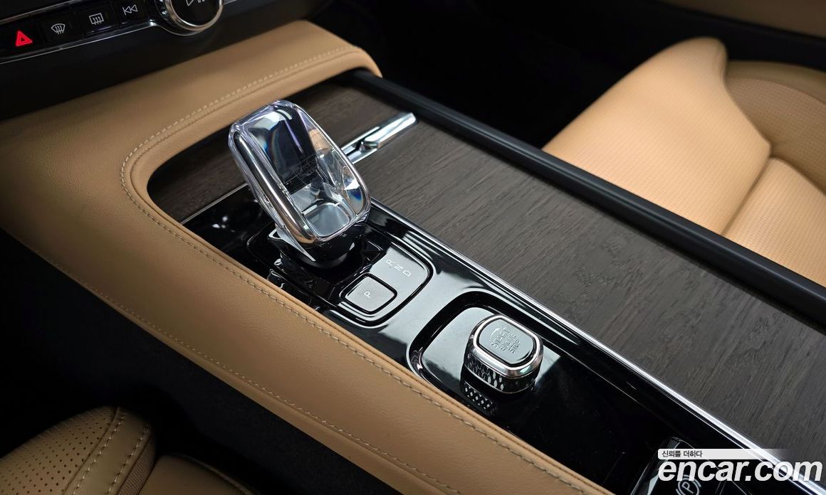 Volvo S90 фото 9