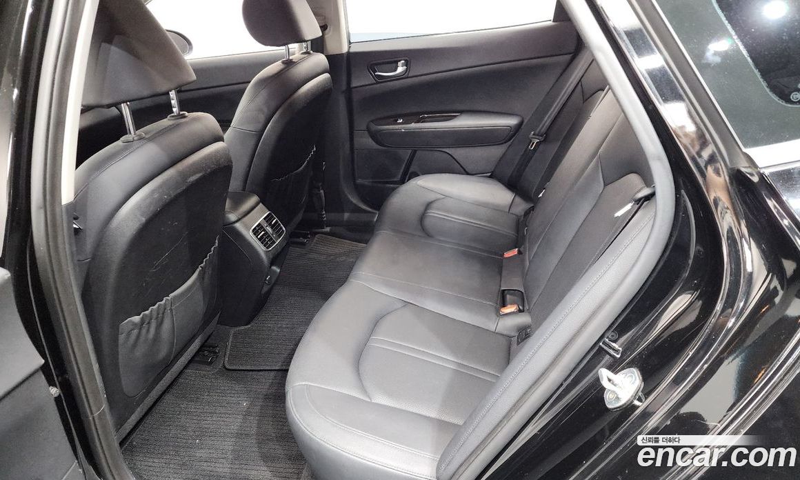 Kia K5 2nd Gen фото 17