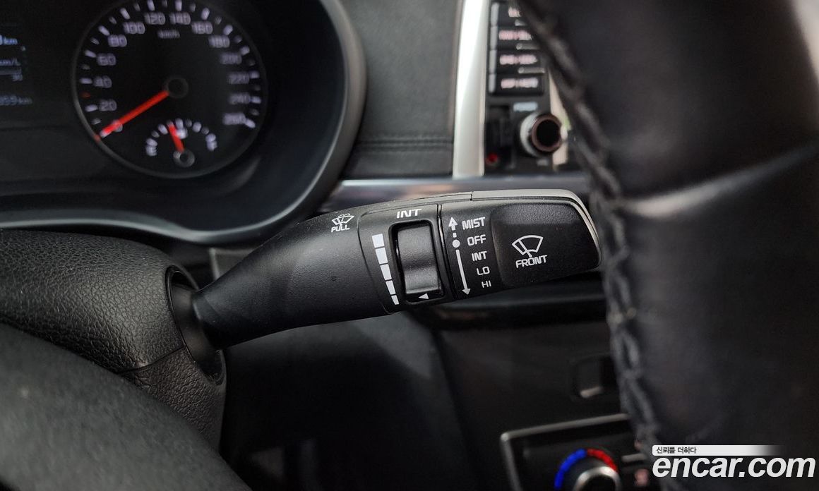 Kia K5 2nd Gen фото 20