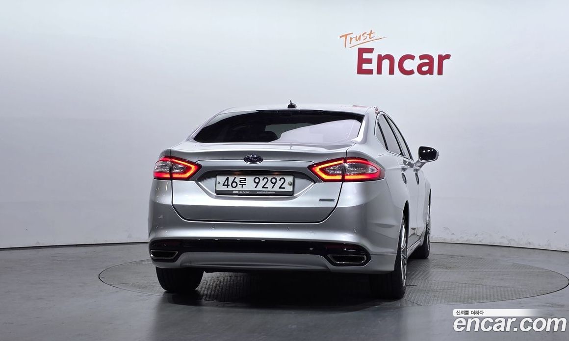 Ford Fusion фото 4