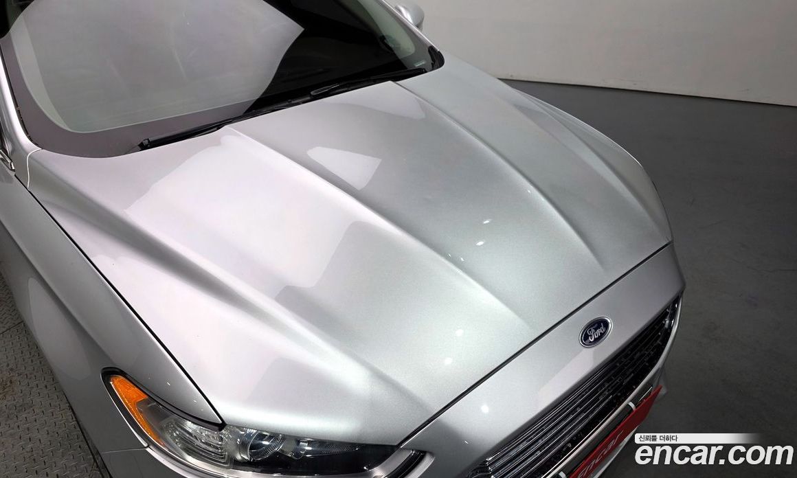 Ford Fusion фото 6