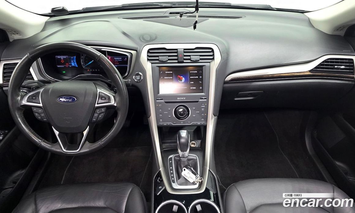 Ford Fusion фото 7