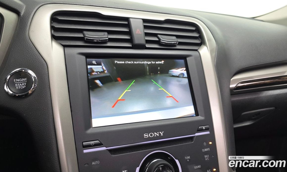 Ford Fusion фото 15
