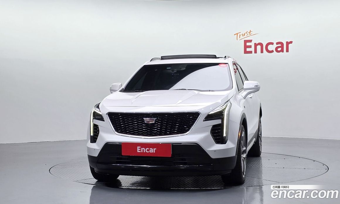 Cadillac XT4 фото 3