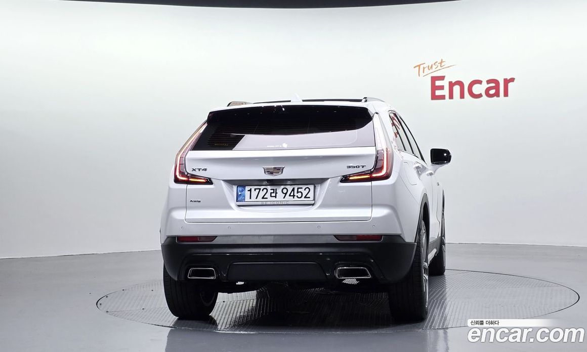 Cadillac XT4 фото 4