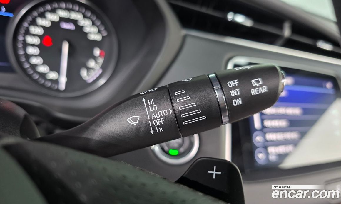 Cadillac XT4 фото 28