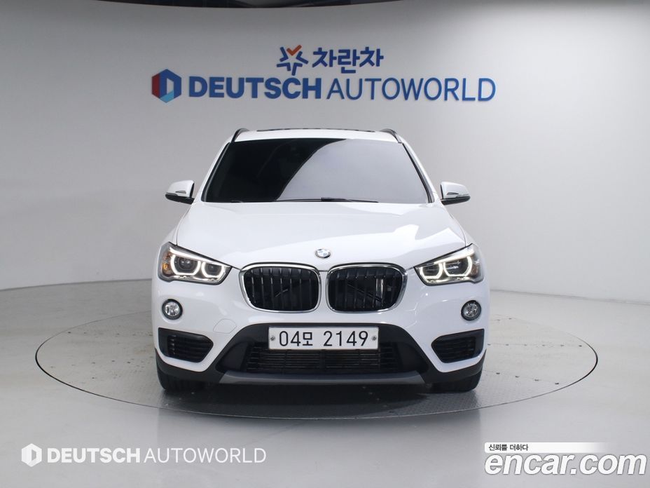 BMW X1 (F48) фото 3