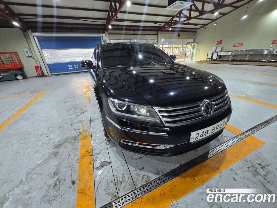 Volkswagen Phaeton фото 12