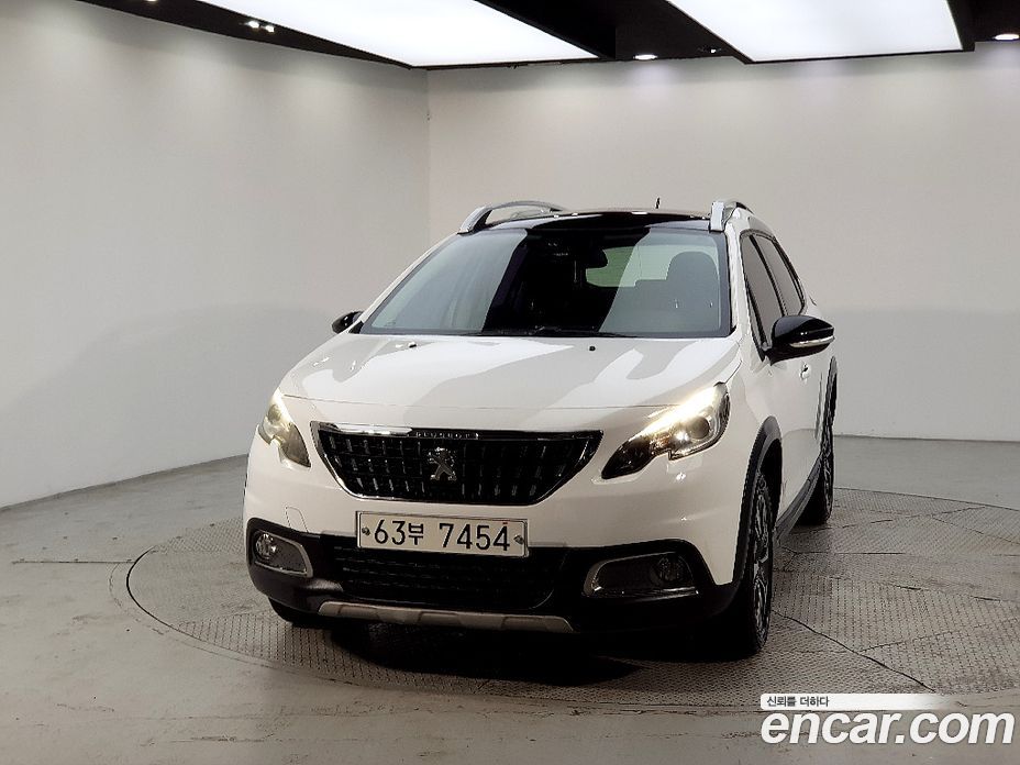 Peugeot 2008 1st Gen фото 2
