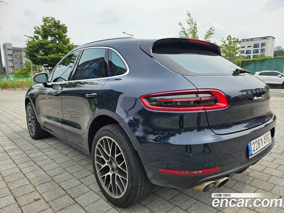 Porsche Macan фото 8