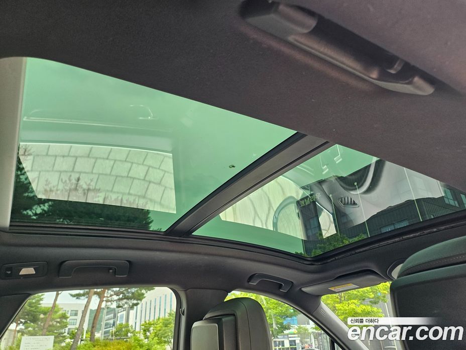 Porsche Macan фото 20