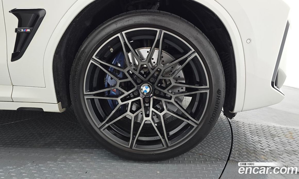 BMW X3M (G01) фото 21