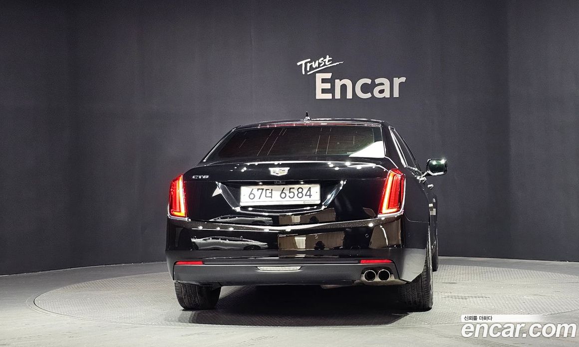 Cadillac CT6 фото 4