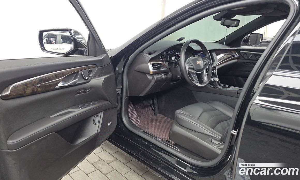 Cadillac CT6 фото 10