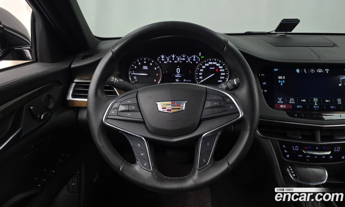 Cadillac CT6 фото 13