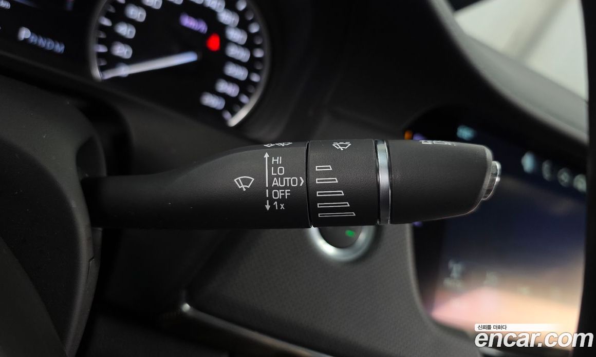 Cadillac CT6 фото 30