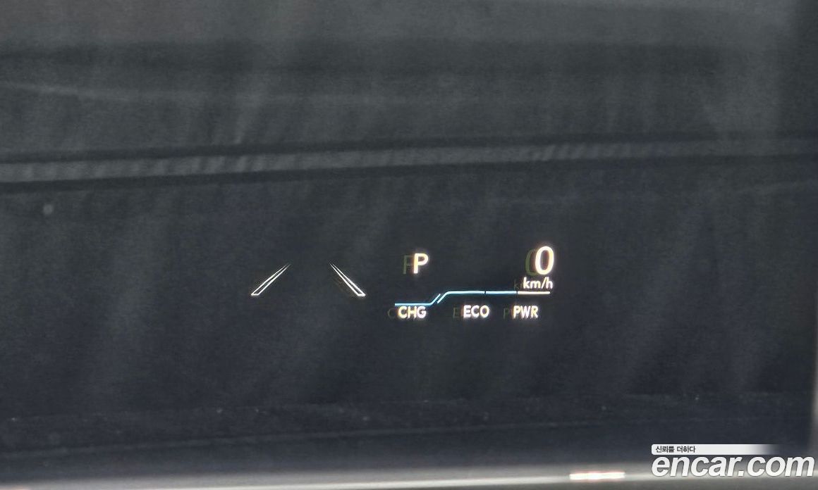 Lexus ES300h 7th Gen фото 33