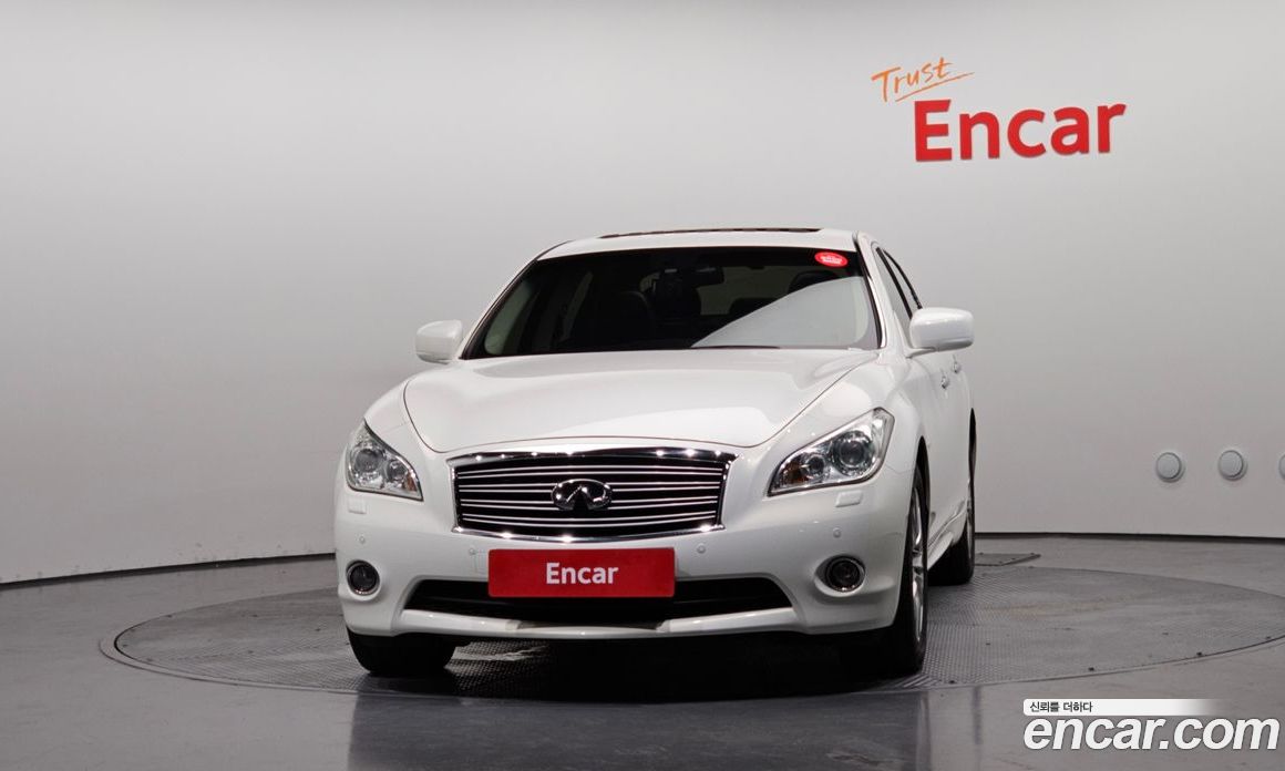 Infiniti M30d фото 3