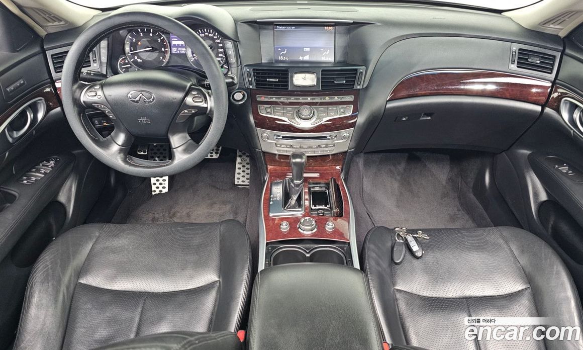 Infiniti M30d фото 7