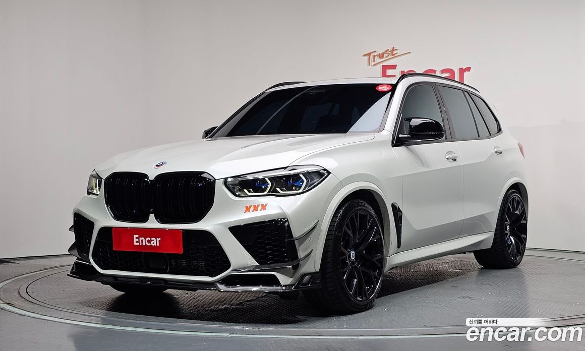 BMW X5M (G05)