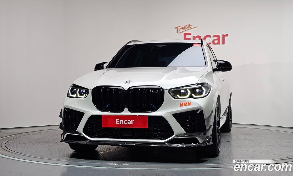BMW X5M (G05) фото 3