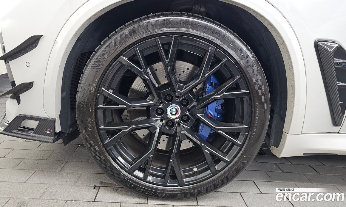 BMW X5M (G05) фото 5