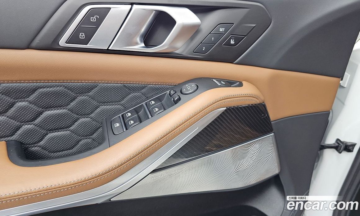 BMW X5M (G05) фото 34