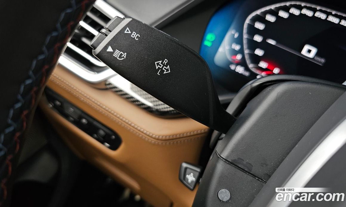 BMW X5M (G05) фото 35