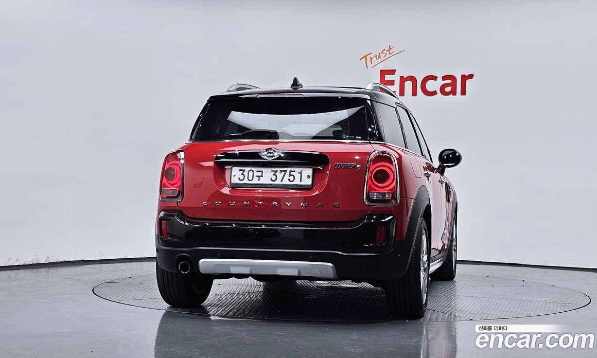 Mini Cooper Countryman D фото 4