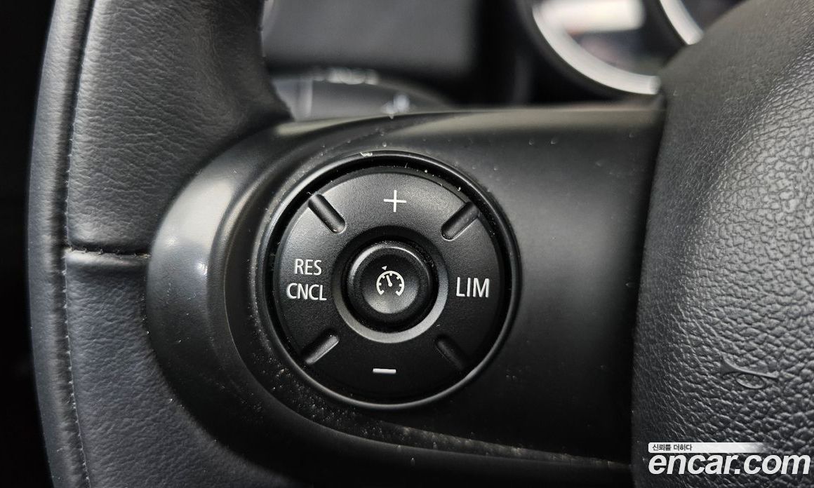 Mini Cooper Countryman D фото 16
