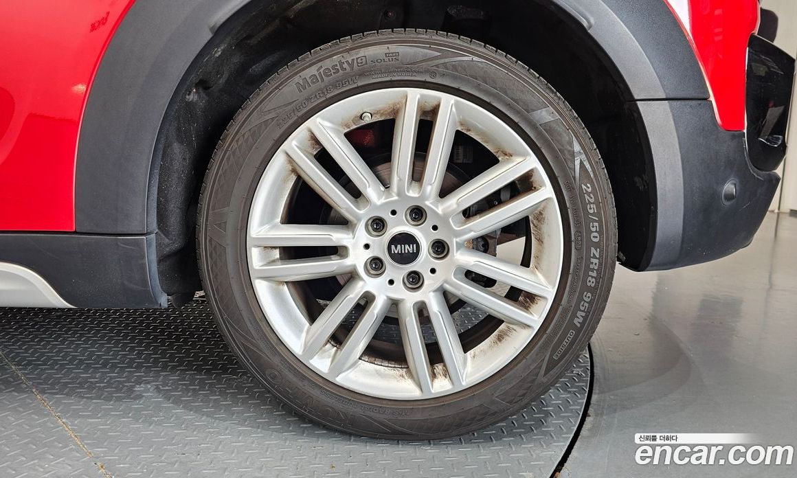 Mini Cooper Countryman D фото 21