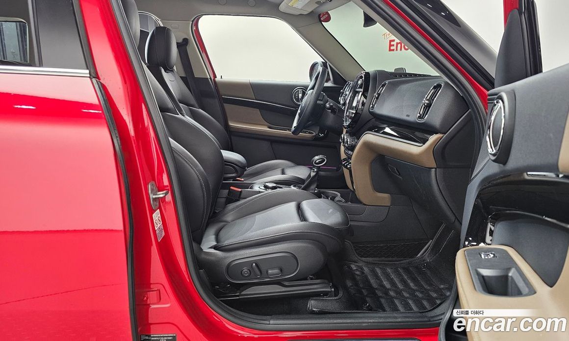 Mini Cooper Countryman D фото 26