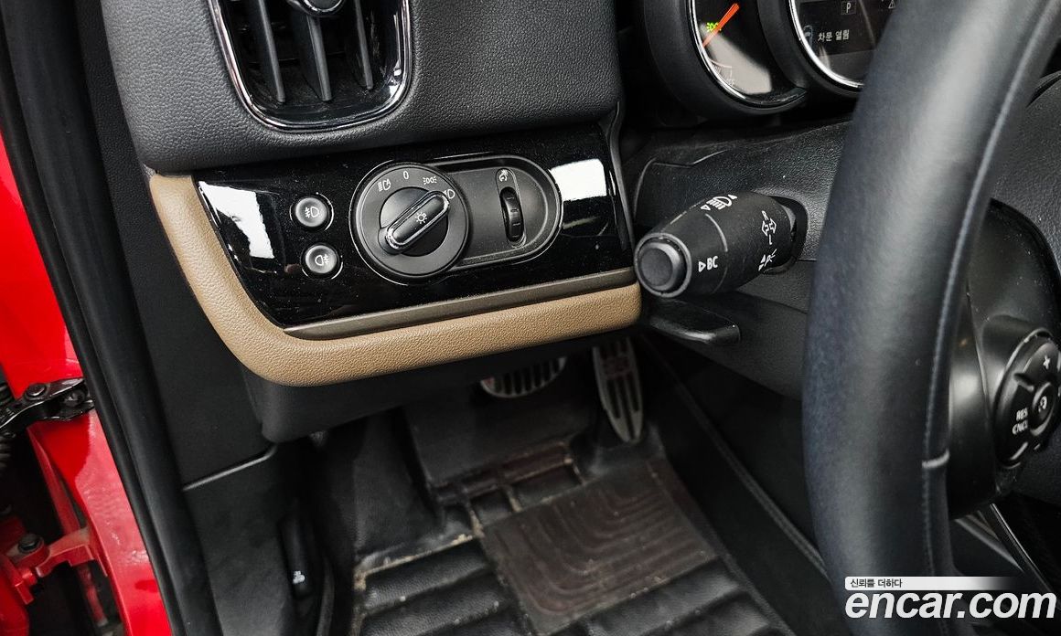 Mini Cooper Countryman D фото 30