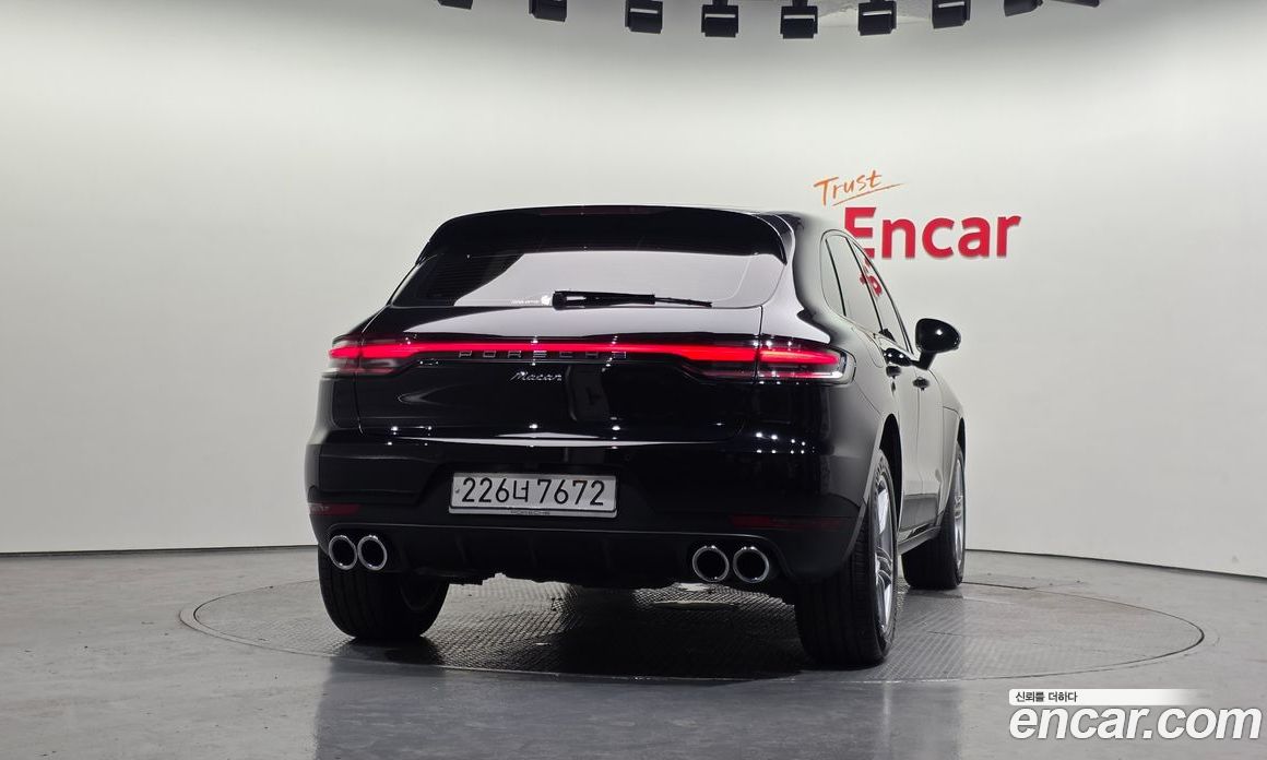 Porsche Macan фото 4