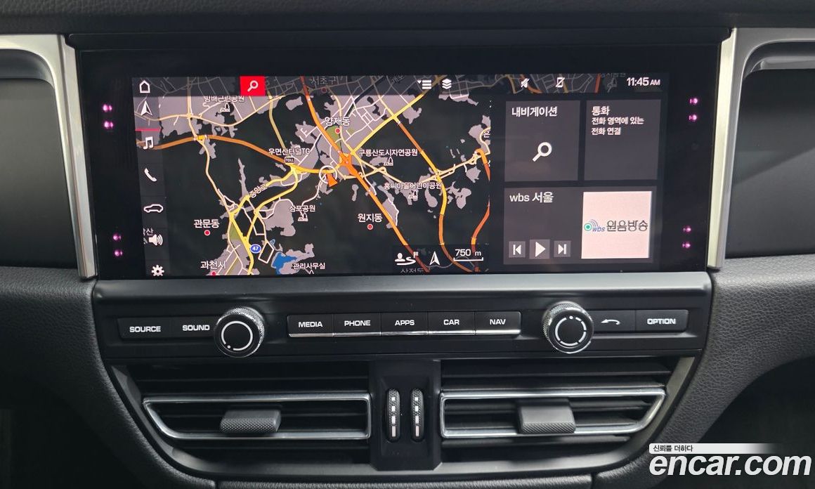 Porsche Macan фото 14