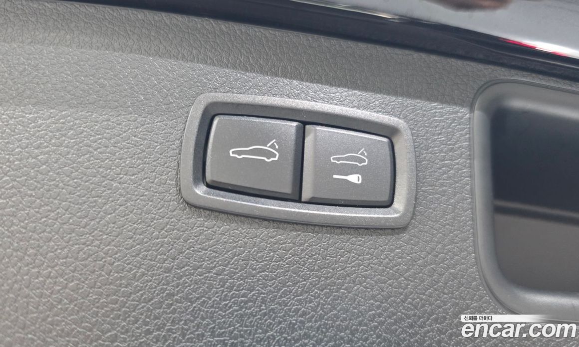 Porsche Macan фото 27