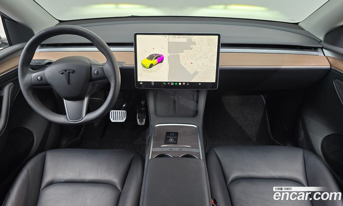 Tesla Model Y фото 7