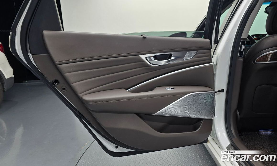 Kia K9 2nd Gen фото 25
