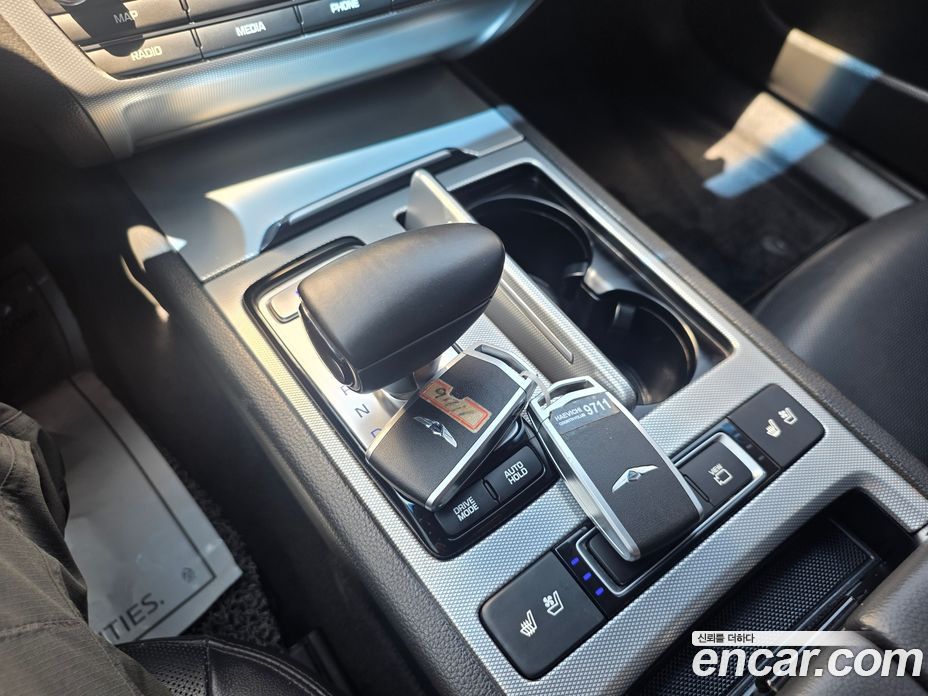 Genesis G80 фото 9