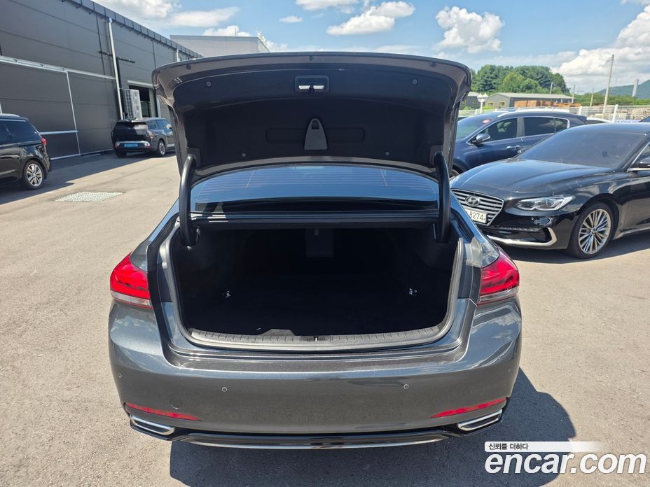 Genesis G80 фото 20