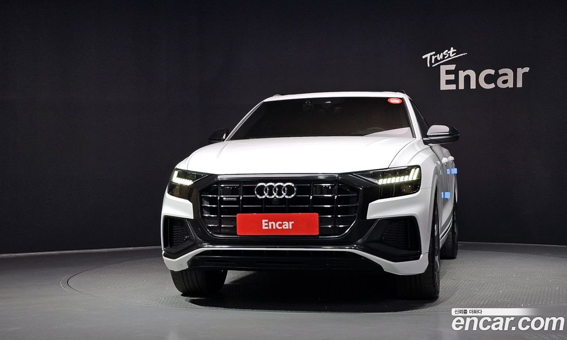 Audi Q8 (4M) фото 3