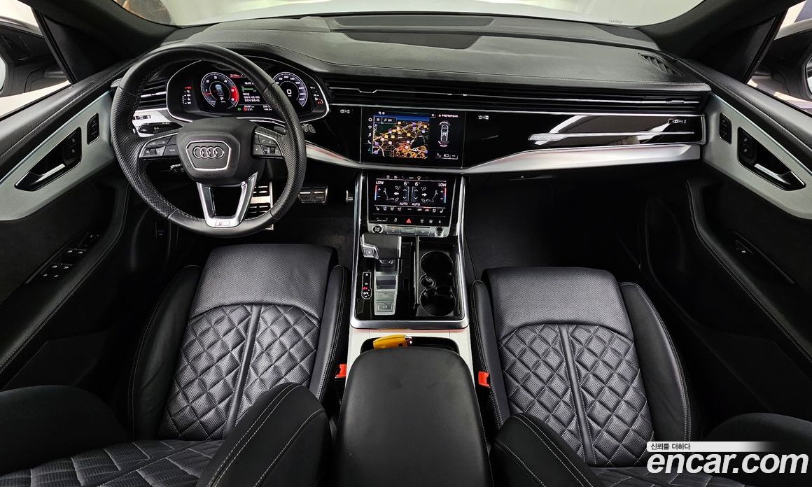 Audi Q8 (4M) фото 7