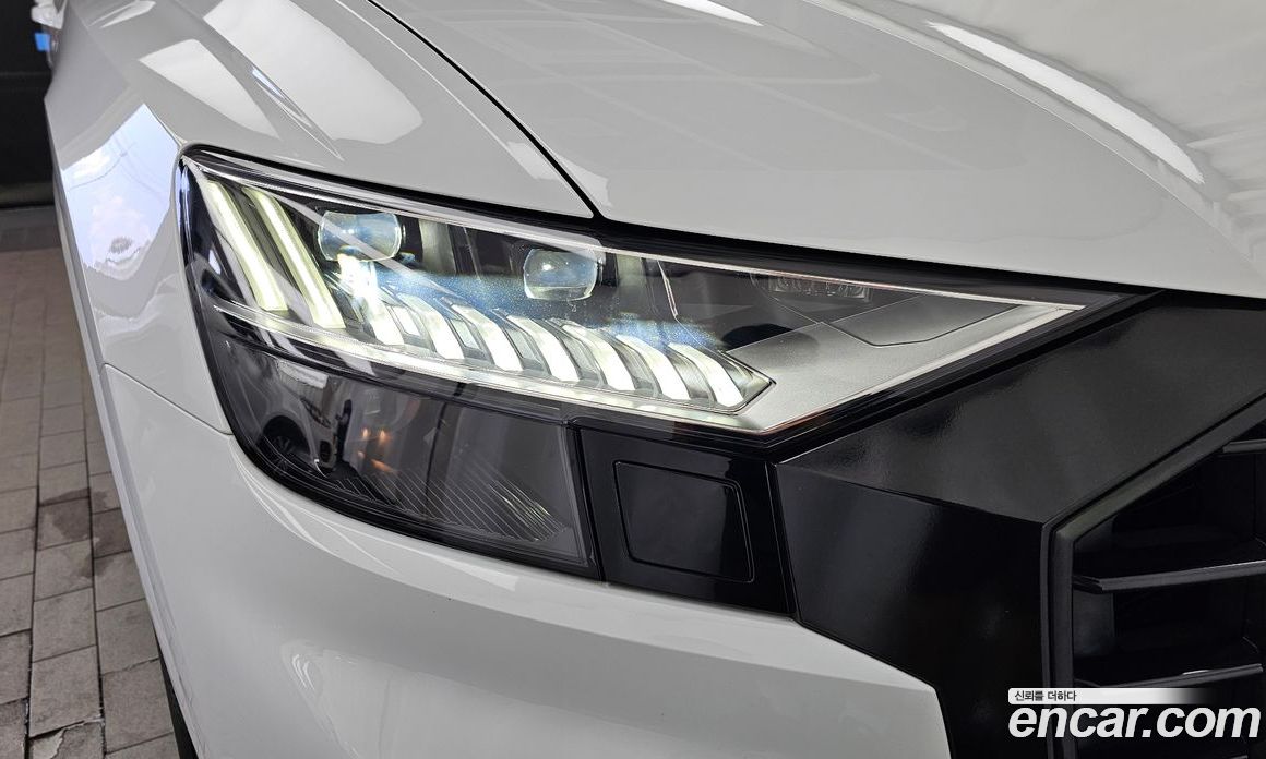 Audi Q8 (4M) фото 22
