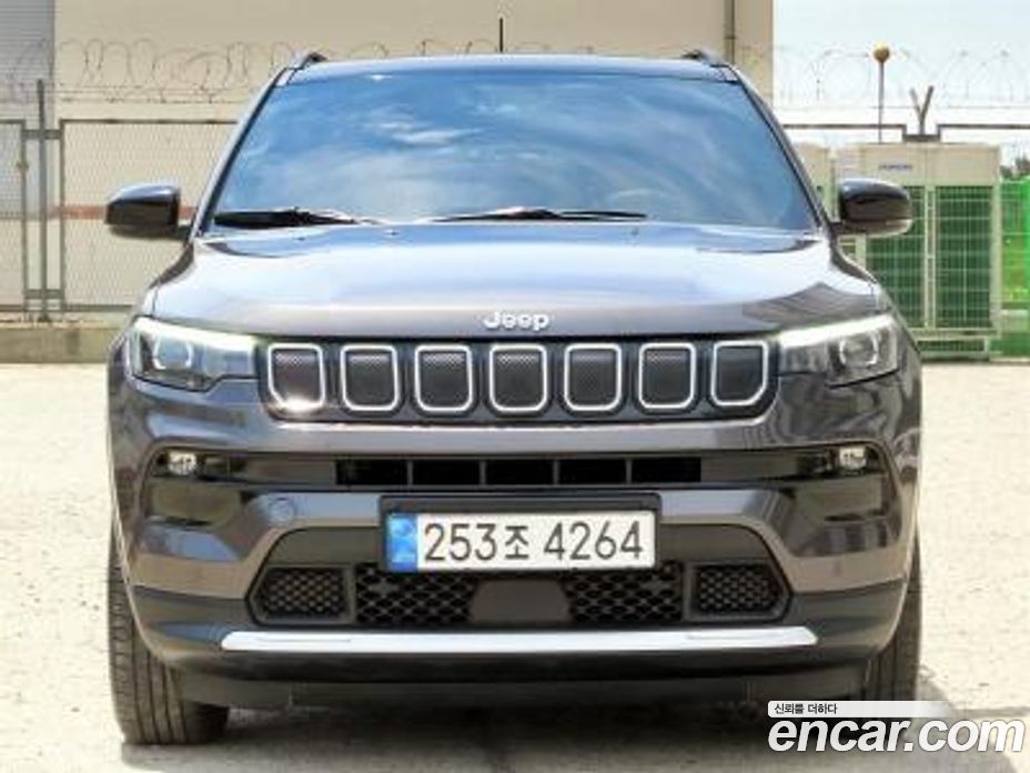 Jeep Compass 2nd Gen фото 2