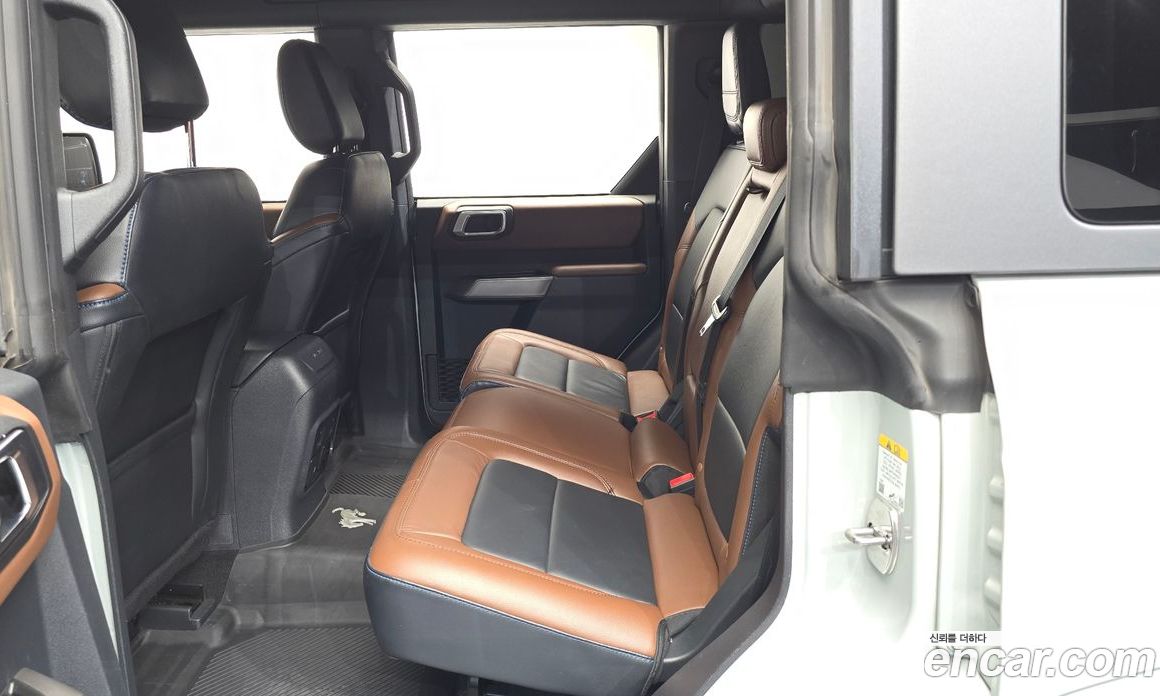 Ford Bronco 6th Gen фото 11