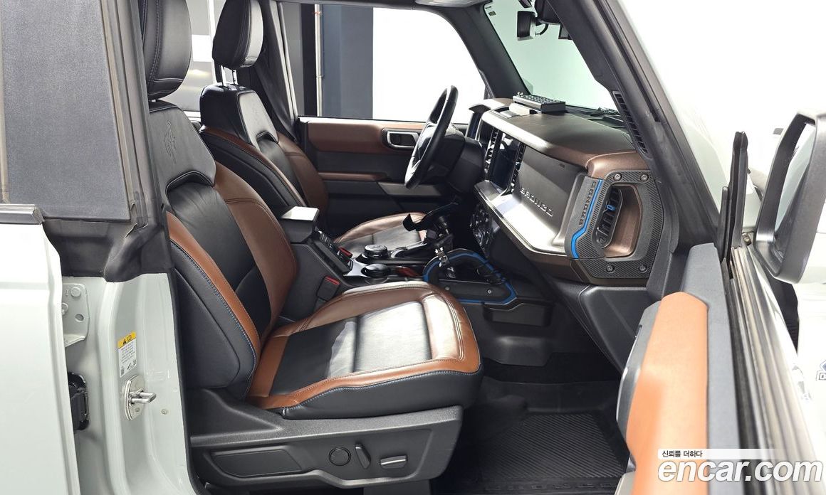 Ford Bronco 6th Gen фото 26