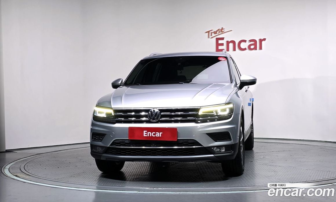 Volkswagen Tiguan 2nd Gen фото 3