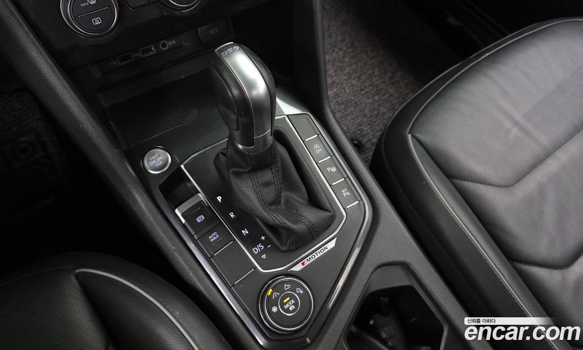 Volkswagen Tiguan 2nd Gen фото 9
