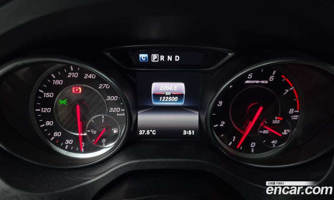 Mercedes-Benz GLA-Class X156 фото 8